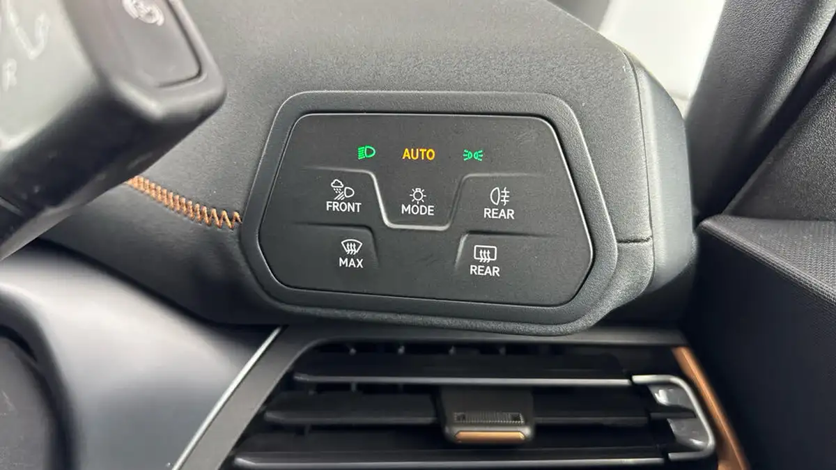 2022-cupra-born-e-v1-big-21