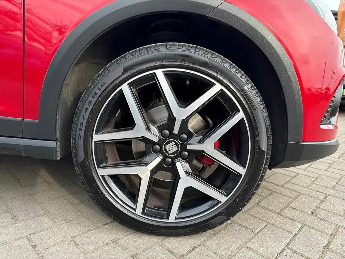 2021-seat-arona-10-tsi-fr-red-edition-big-14