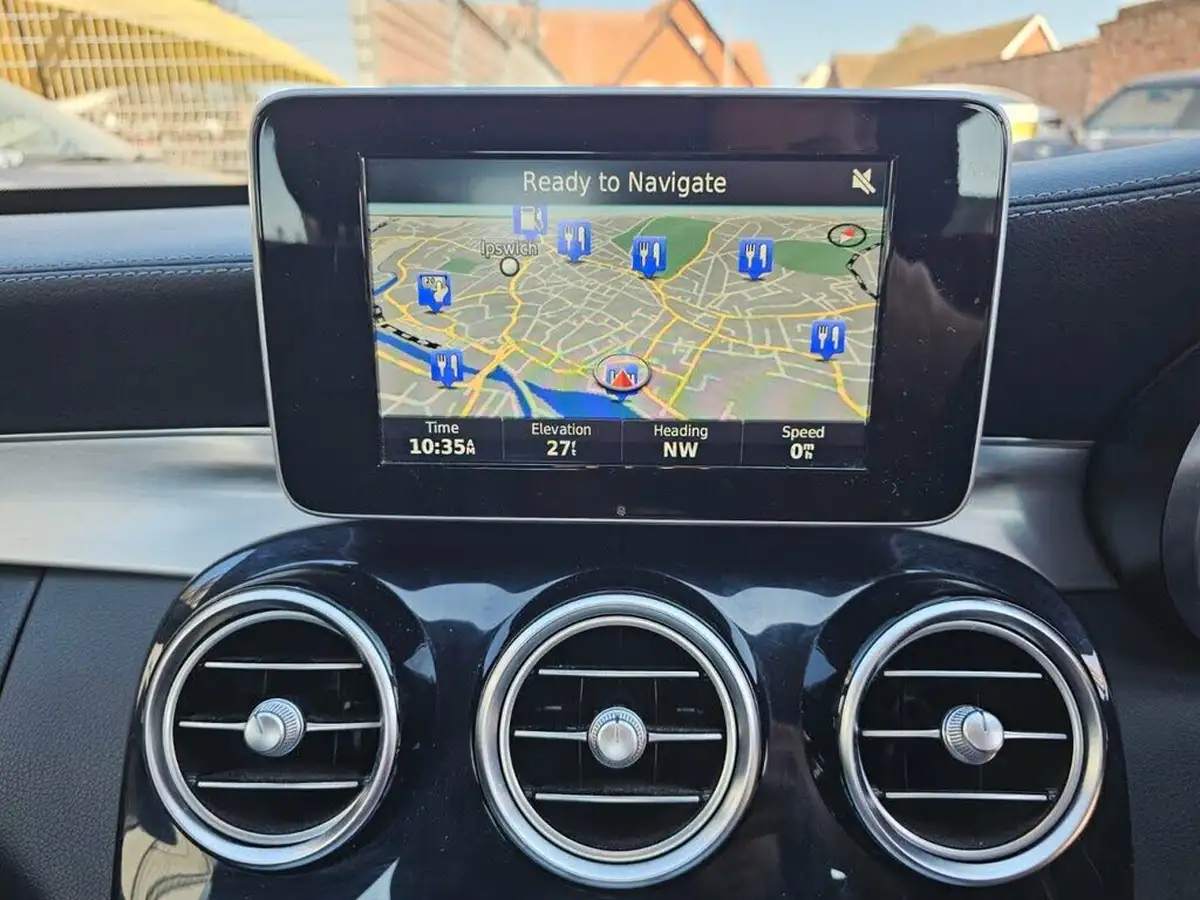 2015-mercedes-benz-c-class-21d-c220d-amg-line-170ps-ss-saloon-4d-auto-big-24