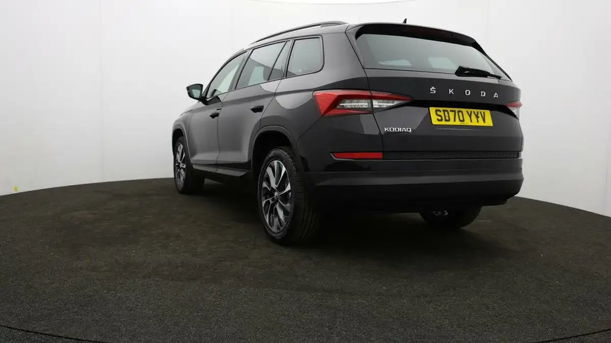 2020-skoda-kodiaq-15-tsi-se-drive-big-71