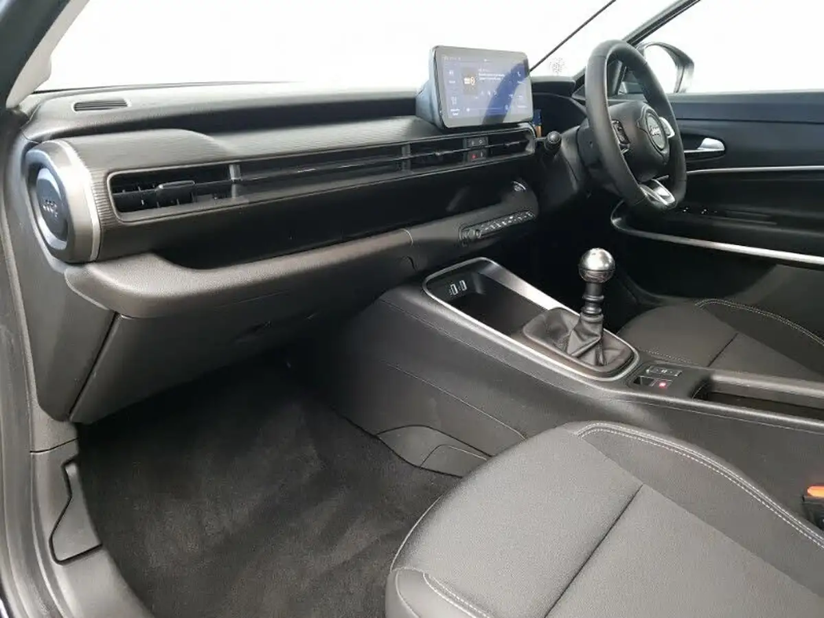 2024-jeep-avenger-12-gse-altitude-big-4