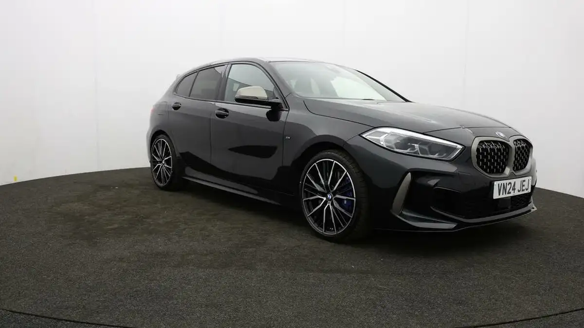 2024-bmw-1-series-20-m135i-xdrive-big-0