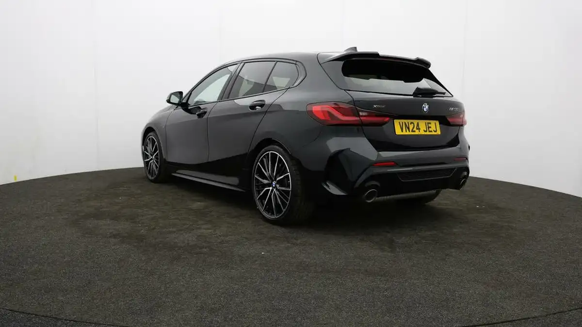 2024-bmw-1-series-20-m135i-xdrive-big-70