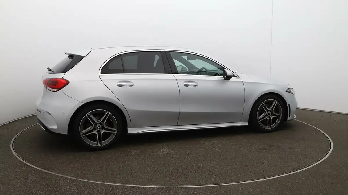 2021-mercedes-benz-a-class-13-a180-amg-line-hatchback-5d-7g-dct-big-43