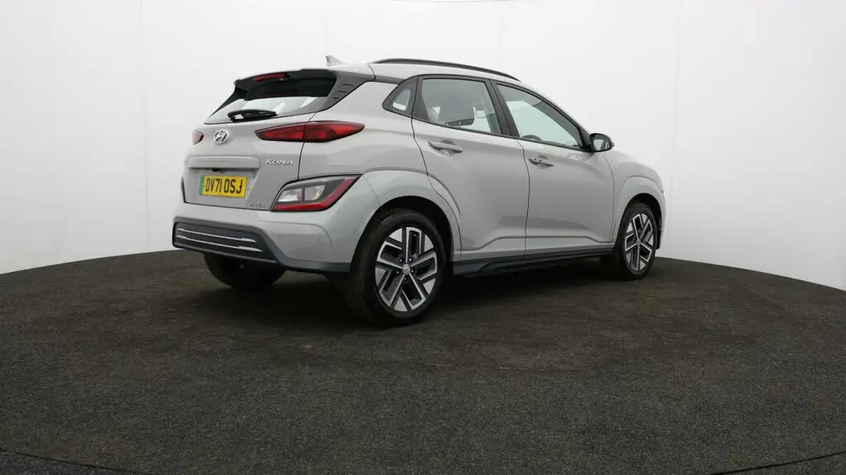 2021-hyundai-kona-e-se-connect-big-6