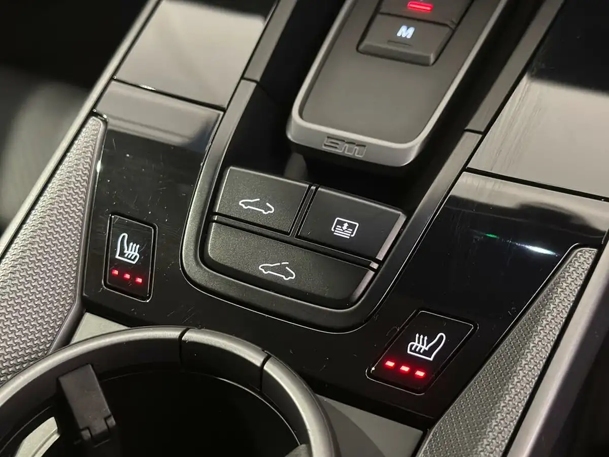2022-porsche-911-30-carrera-4-coupe-big-41
