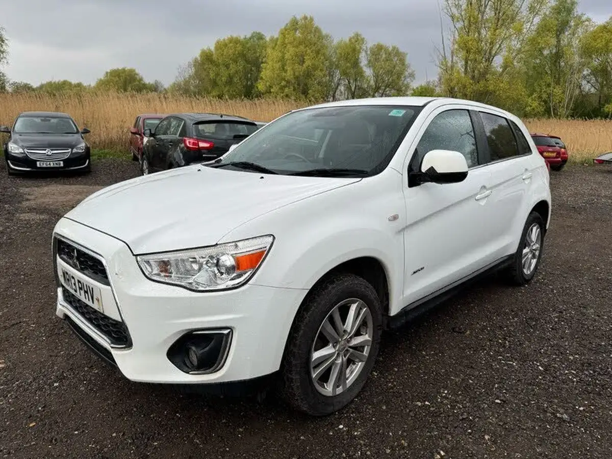 2013-mitsubishi-asx-18td-3-114bhp-hatchback-5d-big-2