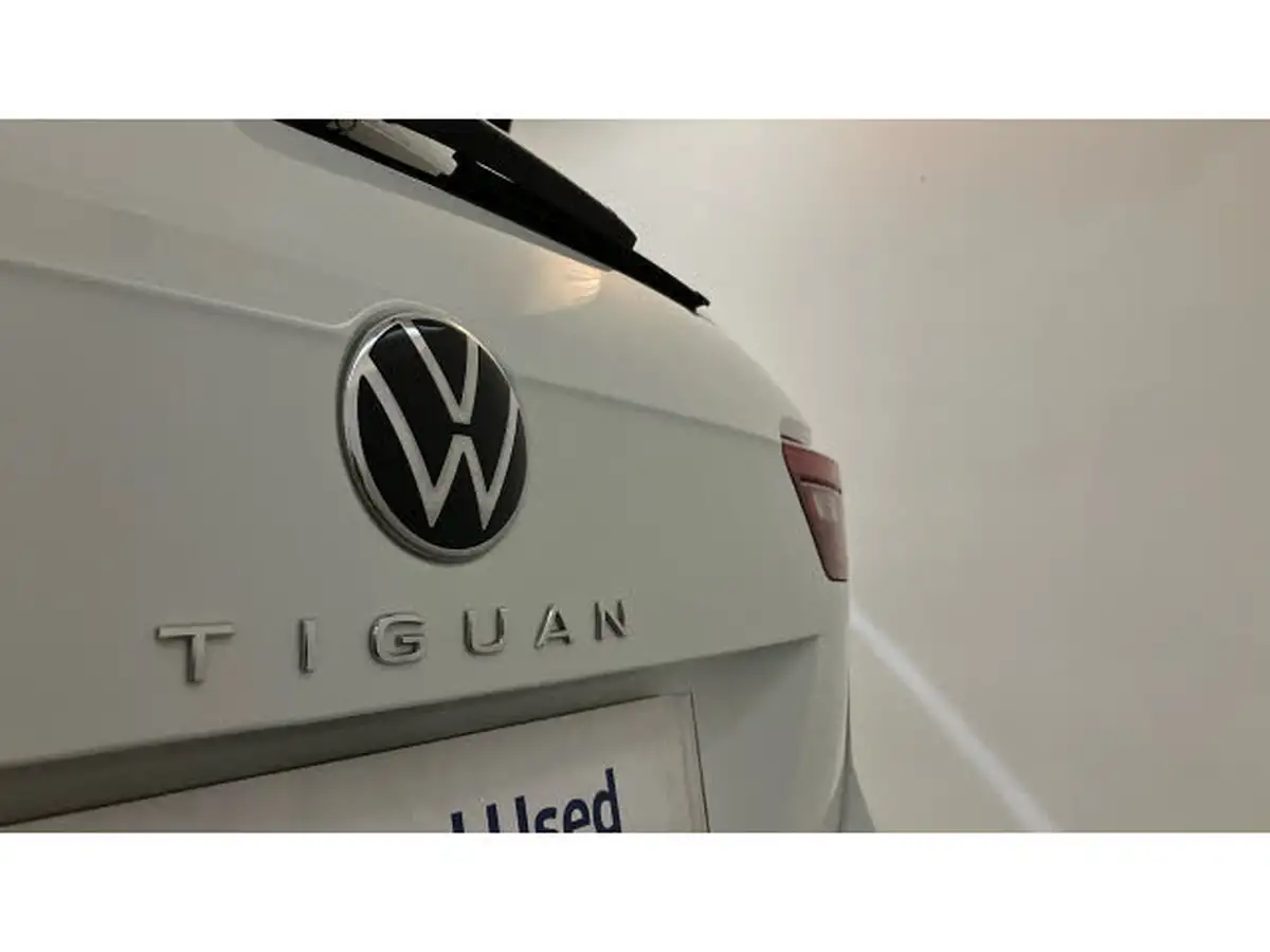 2023-volkswagen-tiguan-15-tsi-r-line-edition-big-25