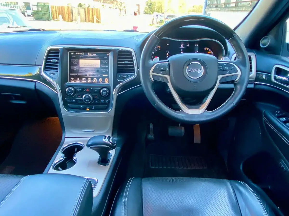 2014-jeep-grand-cherokee-30crd-overland-big-13