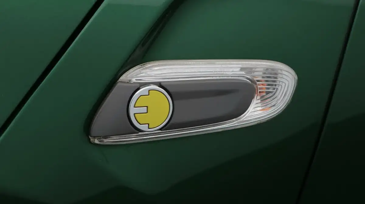2020-mini-cooper-e-cooper-s-2-big-20