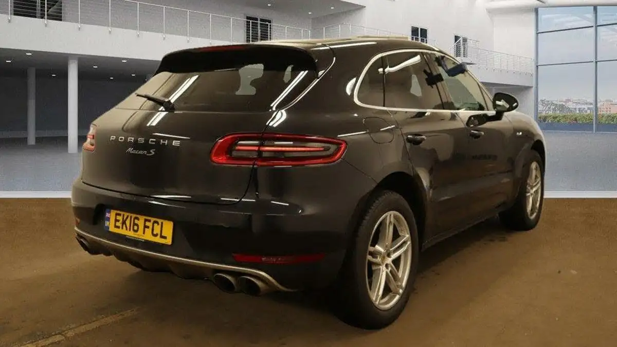 2016-porsche-macan-30td-s-big-7