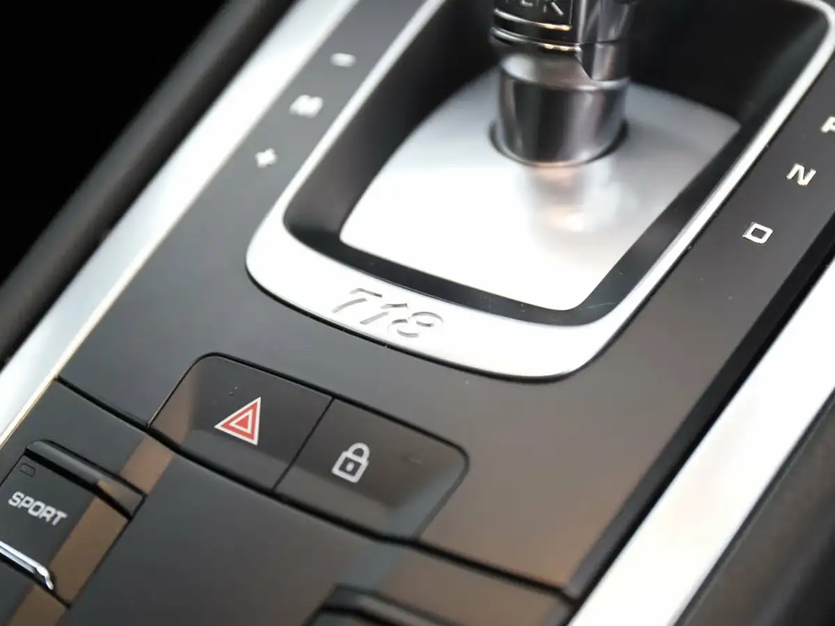 2020-porsche-cayman-718-25-cayman-s-pdk-big-34