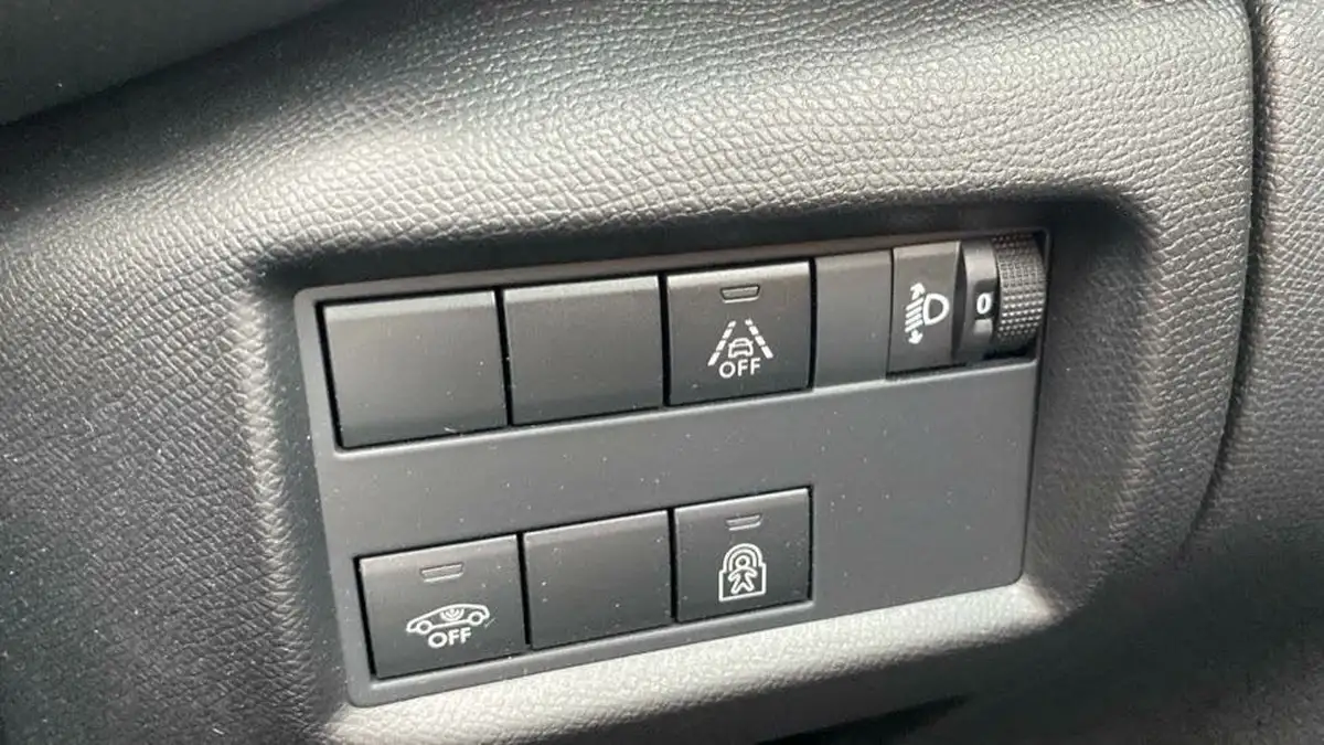 2023-citroen-c5-aircross-15bluehdi-sense-plus-ss-eat8-big-32