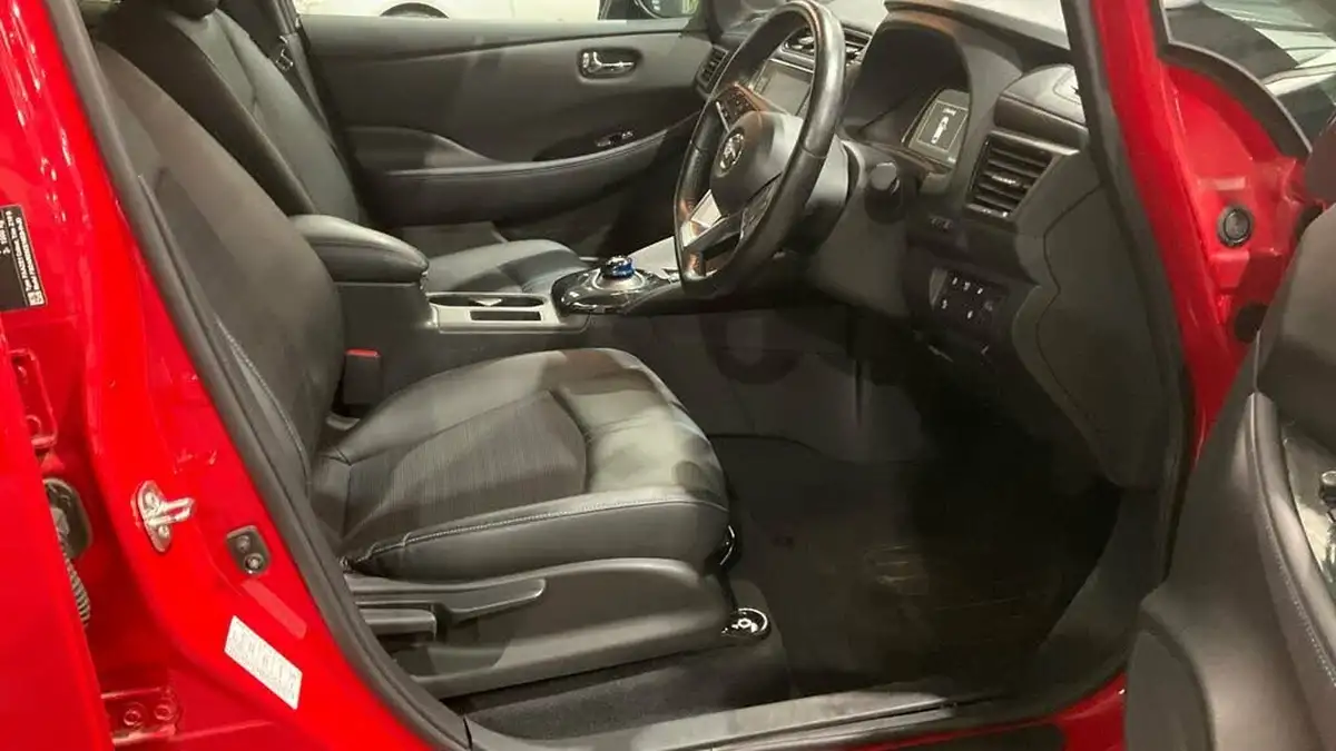 2021-nissan-leaf-e-n-connecta-big-7