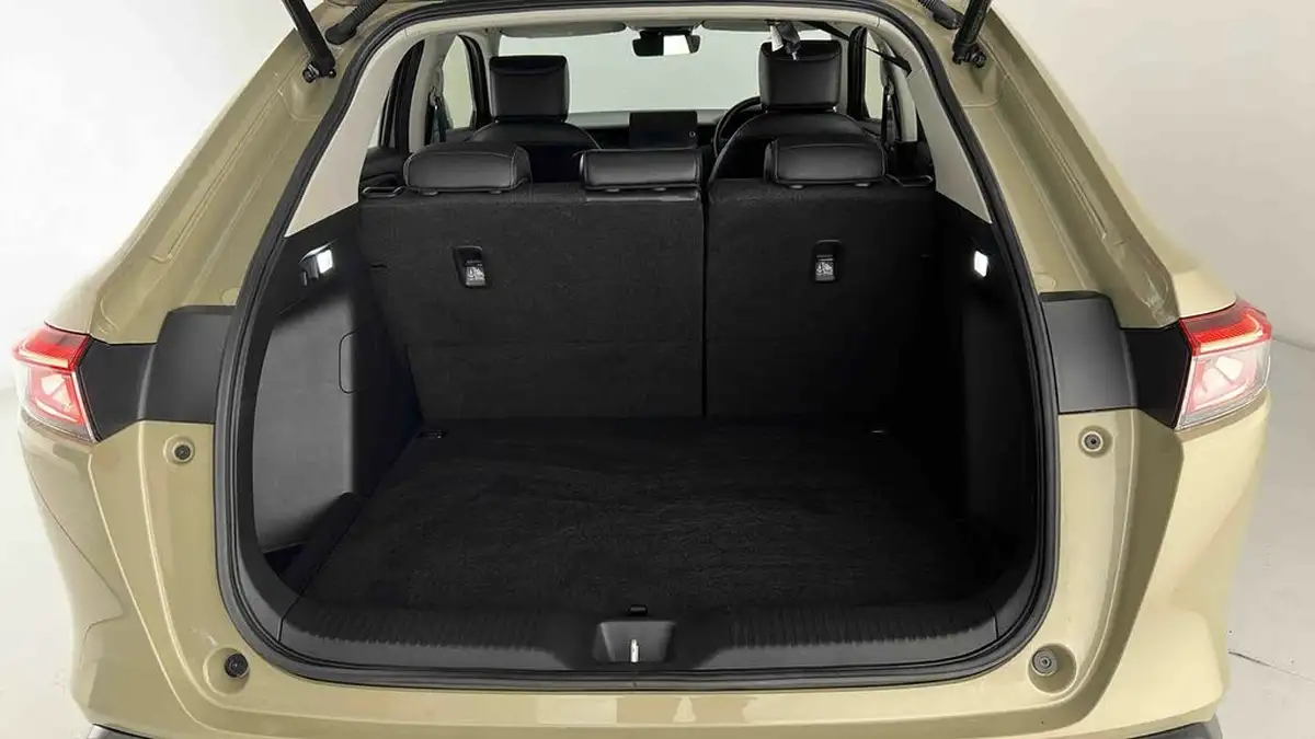 2023-honda-hr-v-15-i-mmd-advance-big-11
