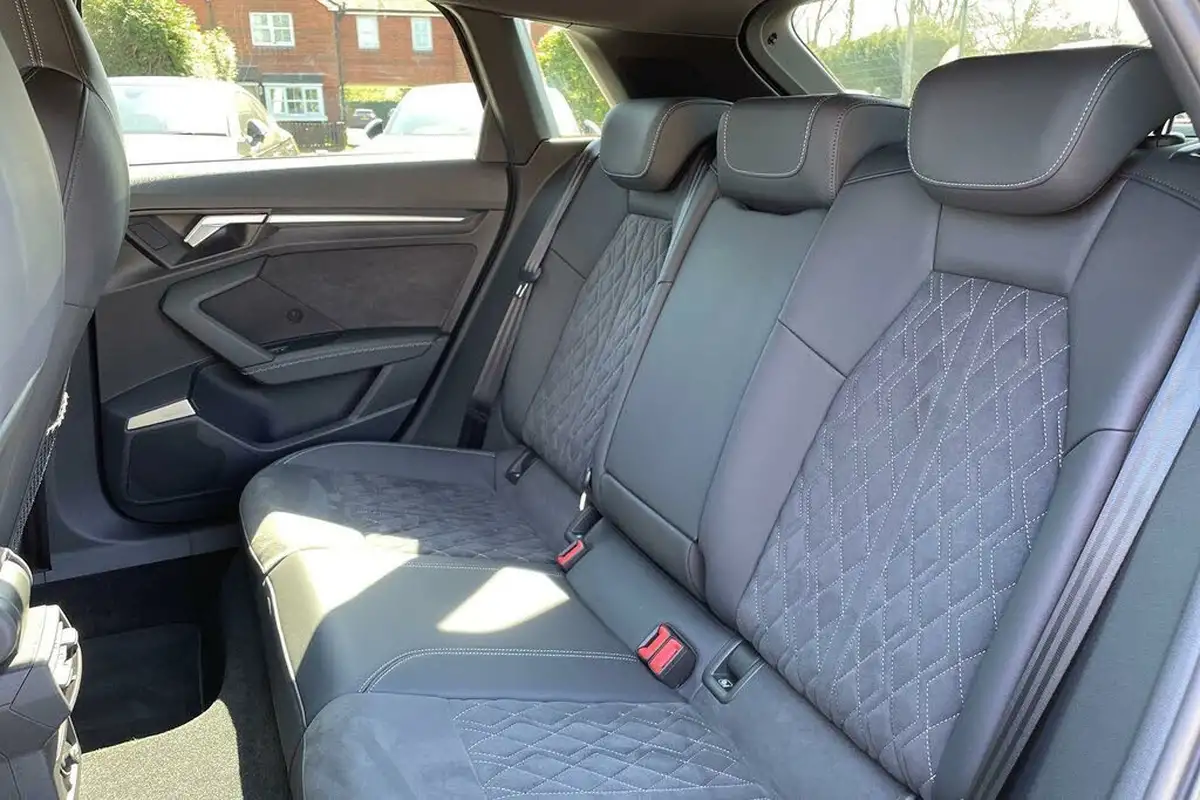 2022-audi-s3-20-tfsi-sportback-5d-big-35