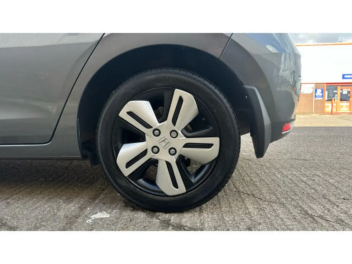 2021-honda-jazz-15-i-mmd-ex-107ps-big-6