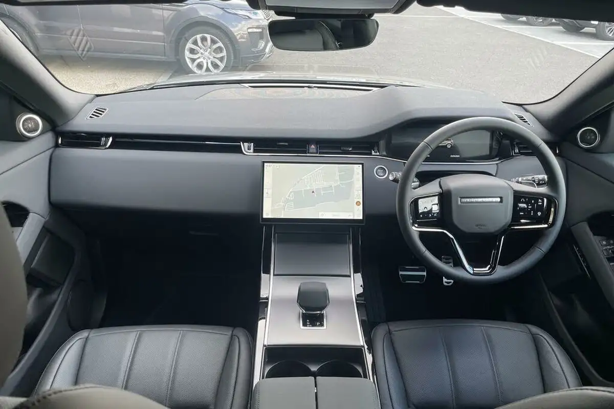 2024-land-rover-range-rover-evoque-20-d200-dynamic-se-big-3