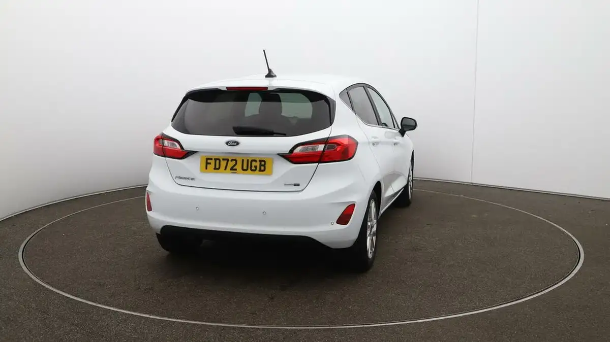 2023-ford-fiesta-10t-titanium-125ps-hybrid-mhev-big-47