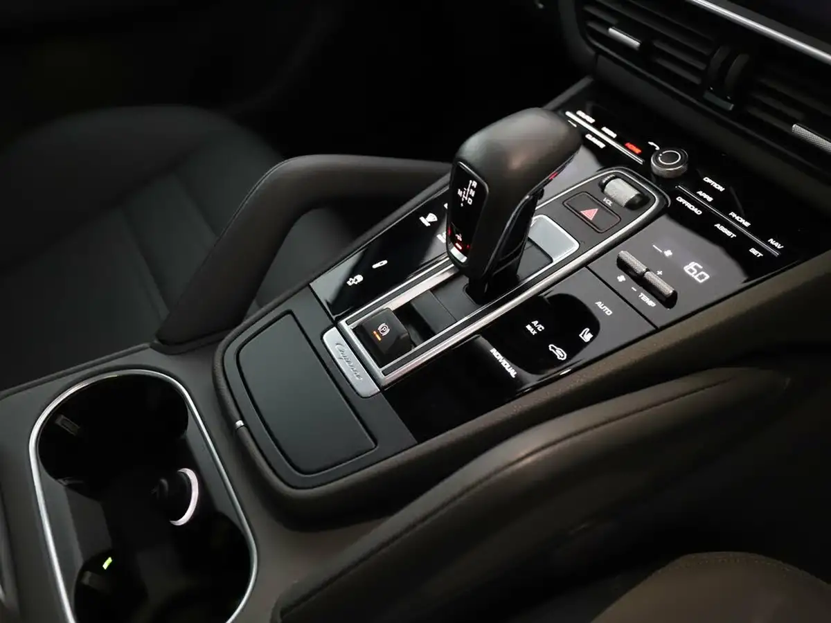 2022-porsche-cayenne-30-v6-e-hybrid-platinum-edition-340ps-coupe-big-47