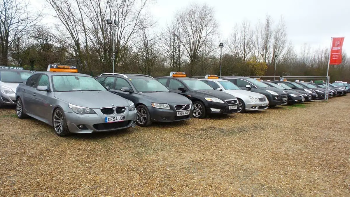 2015-volvo-v40-20td-d2-se-lux-nav-geartronic-big-17