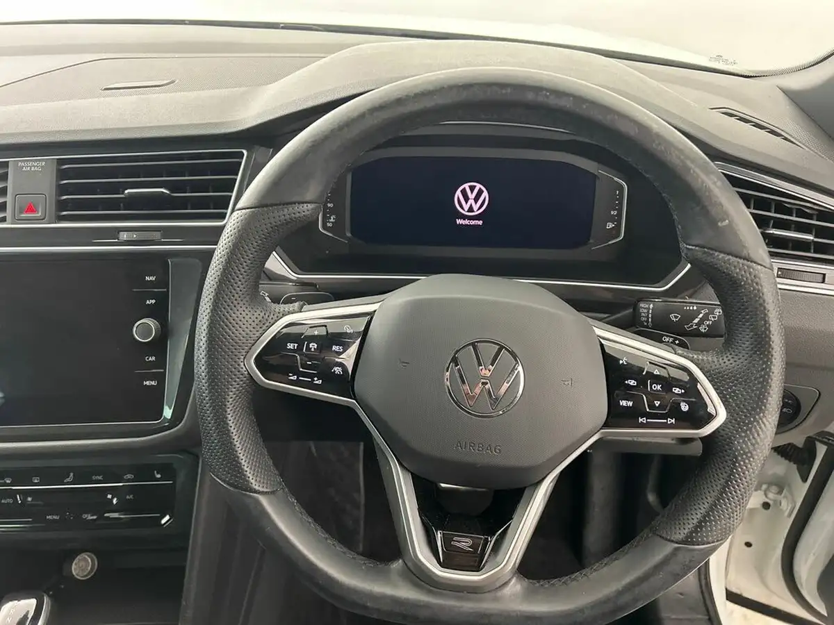 2022-volkswagen-tiguan-15-tsi-r-line-edition-big-22