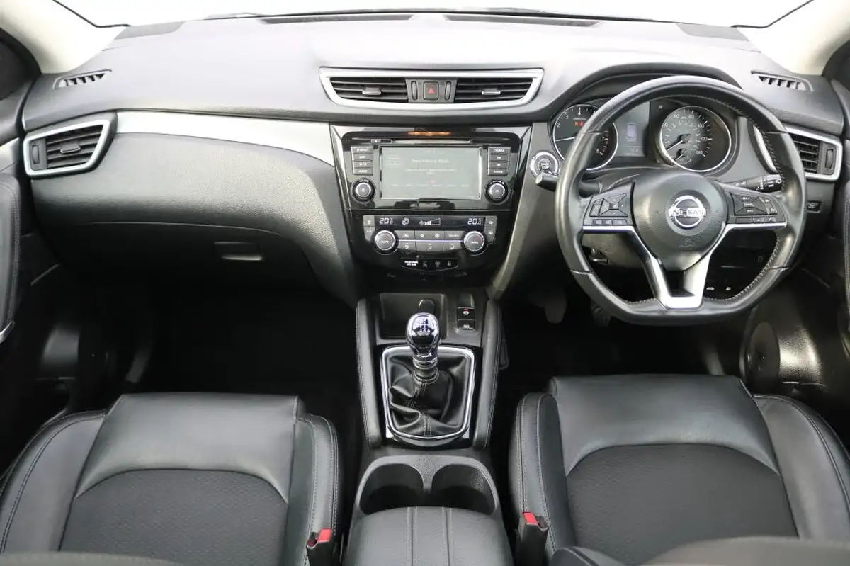 2019-nissan-qashqai-13-dig-t-tekna-140ps-big-12