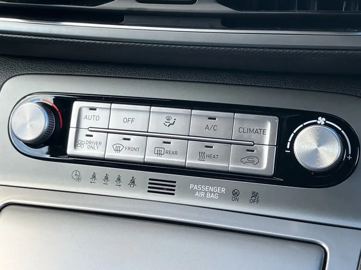 2023-hyundai-kona-e-ultimate-204ps-64kwh-105kw-obc-big-11