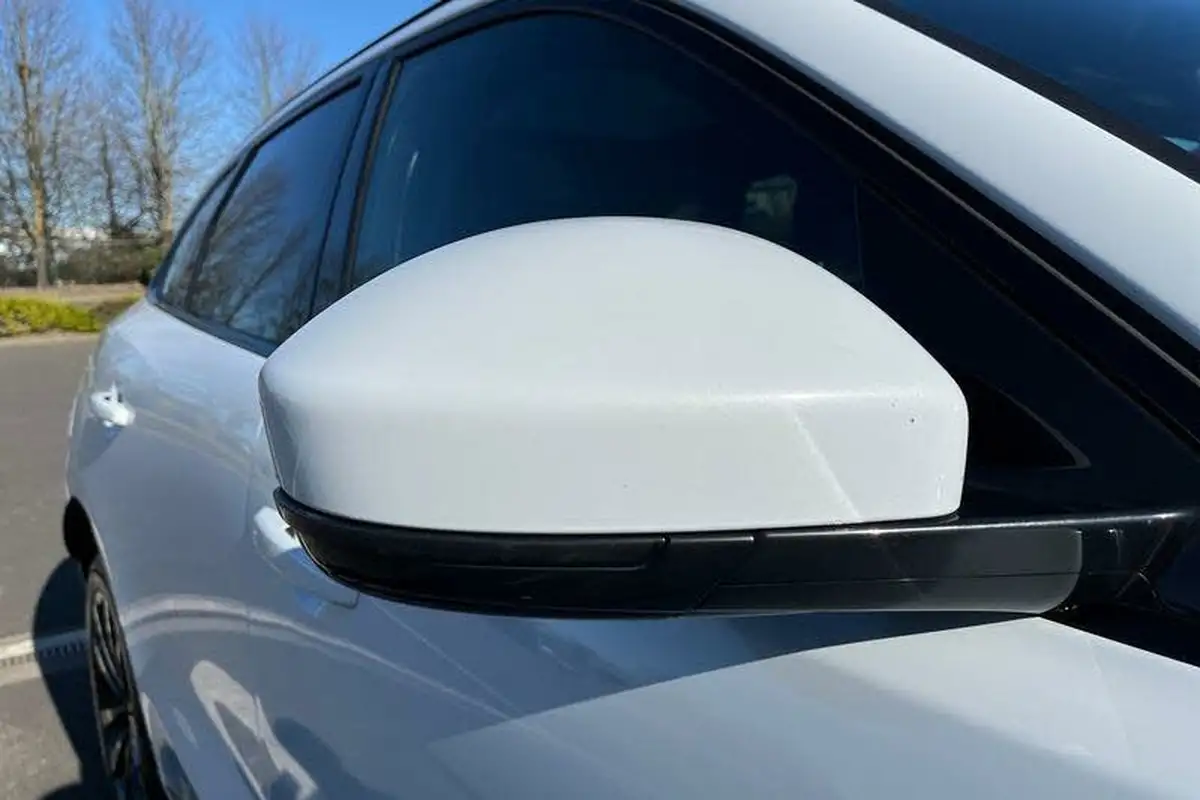 2019-jaguar-f-pace-20-i4d-chequered-flag-180ps-big-34