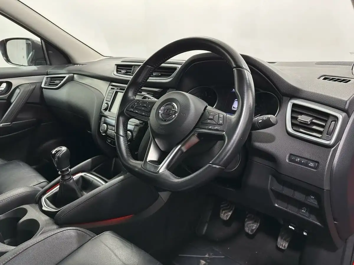 2019-nissan-qashqai-13-dig-t-tekna-140ps-big-8