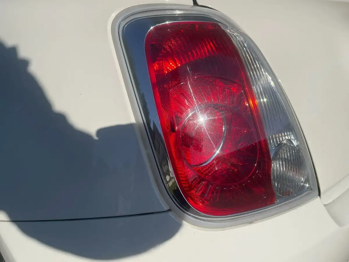 2011-fiat-500-12-lounge-big-26