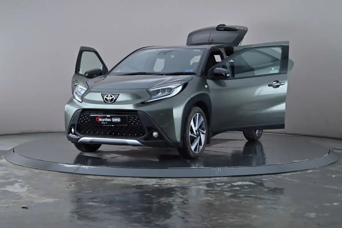 2023-toyota-aygo-x-10-vvt-i-exclusive-big-33