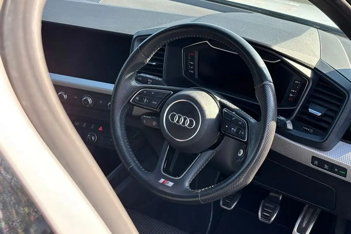 2019-audi-a1-10-30-tfsi-s-line-big-31