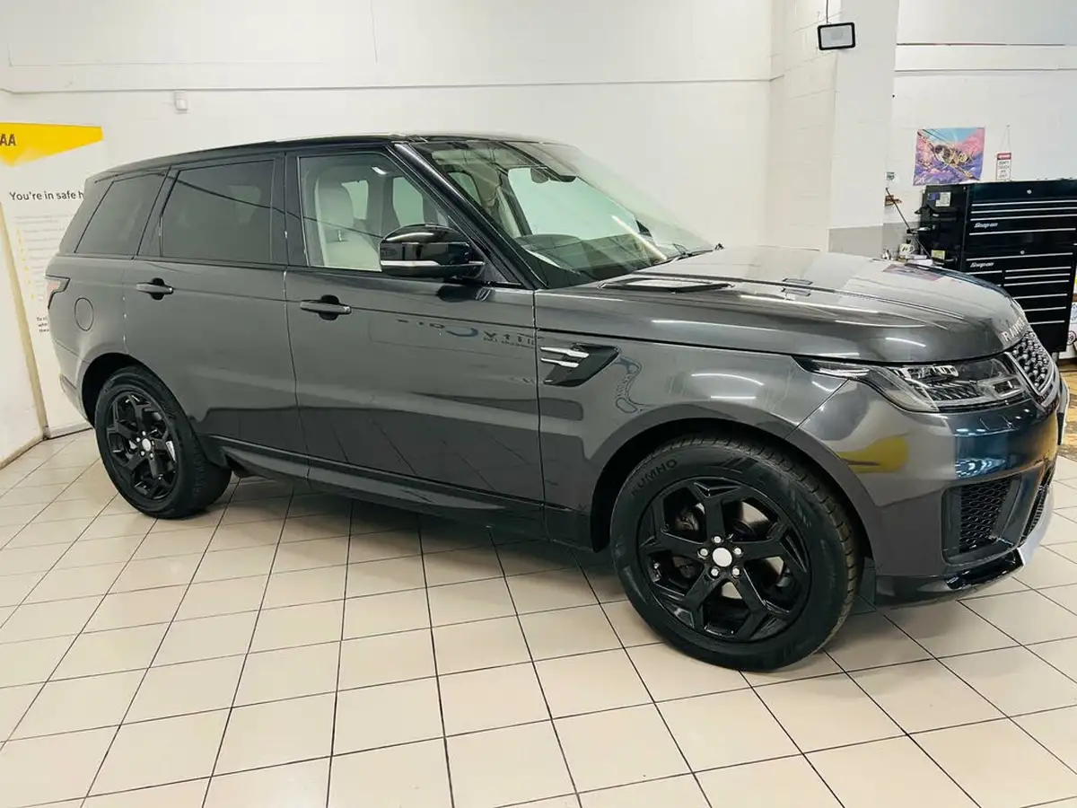2018-land-rover-range-rover-sport-20sd4-hse-big-1