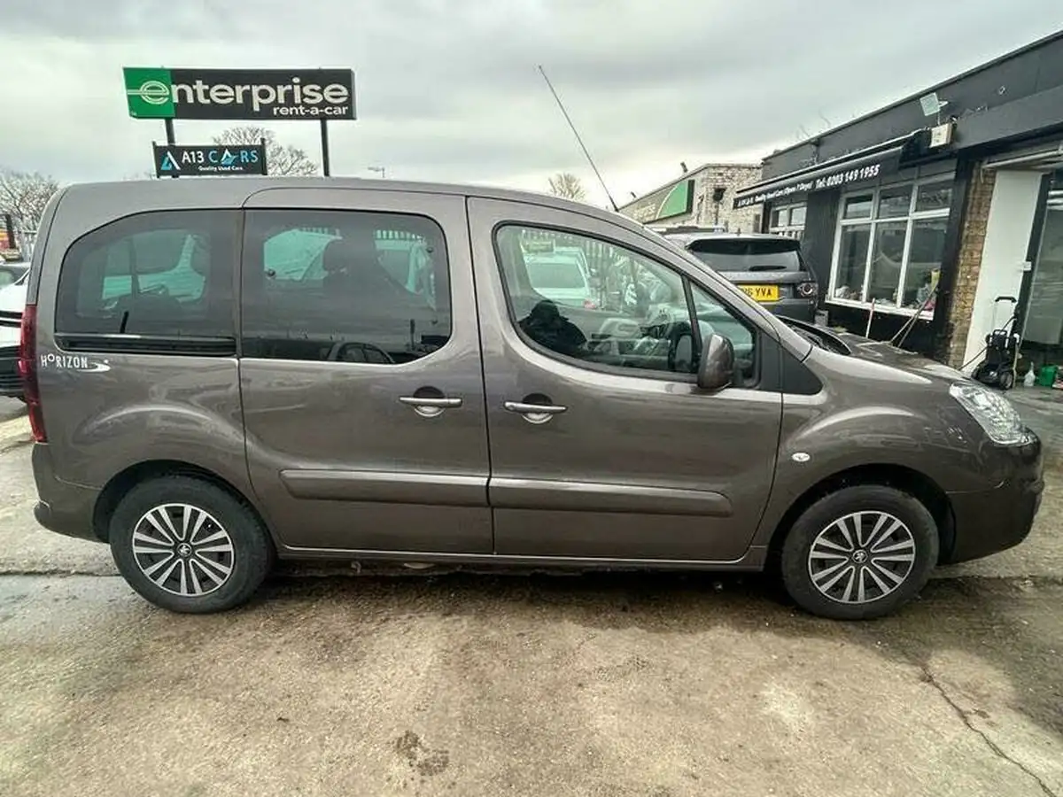 2018-peugeot-partner-big-7