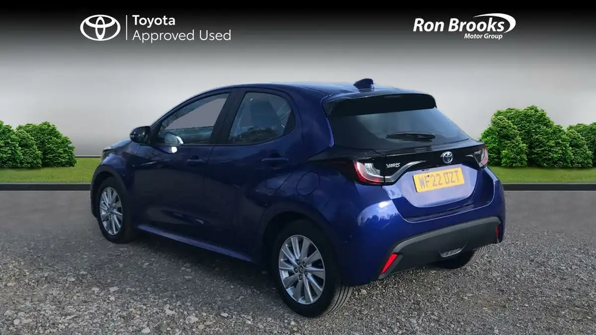 2022-toyota-yaris-15-vvt-i-icon-big-3