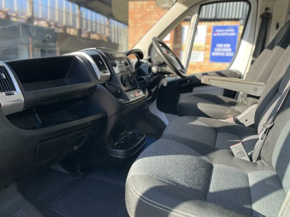 2015-fiat-ducato-23td-35-sh1-130-big-13