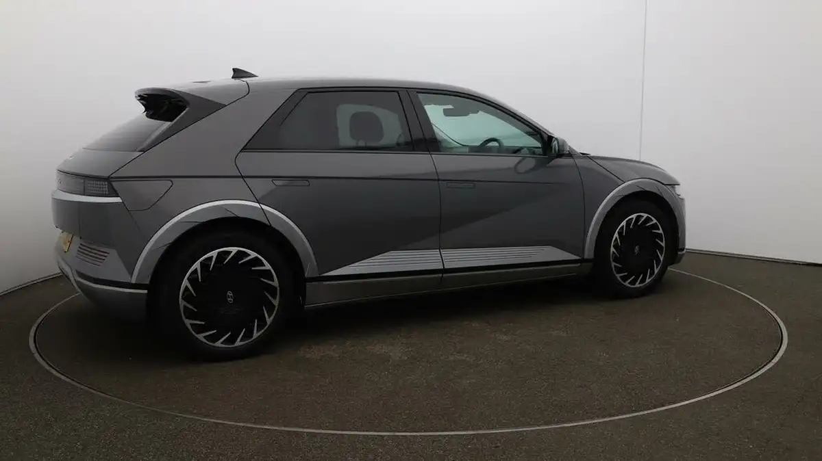 2021-hyundai-ioniq-5-e-ultimate-217ps-73kwh-rwd-big-43