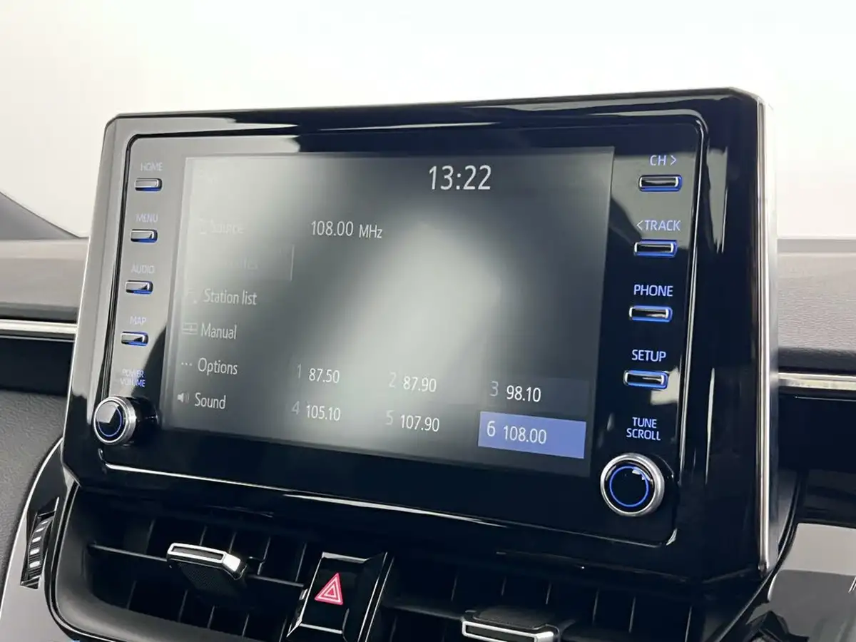 2020-toyota-corolla-18-vvt-i-design-spare-wheel-hatchback-5d-big-28