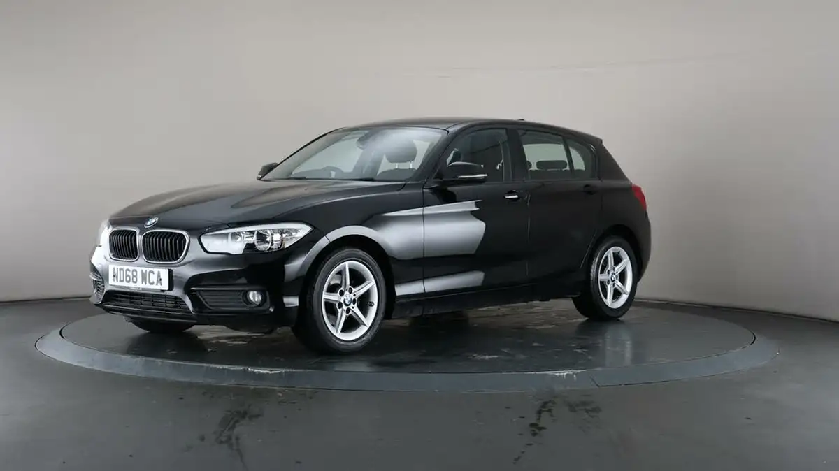 2018-bmw-1-series-15-118i-se-5d-big-3