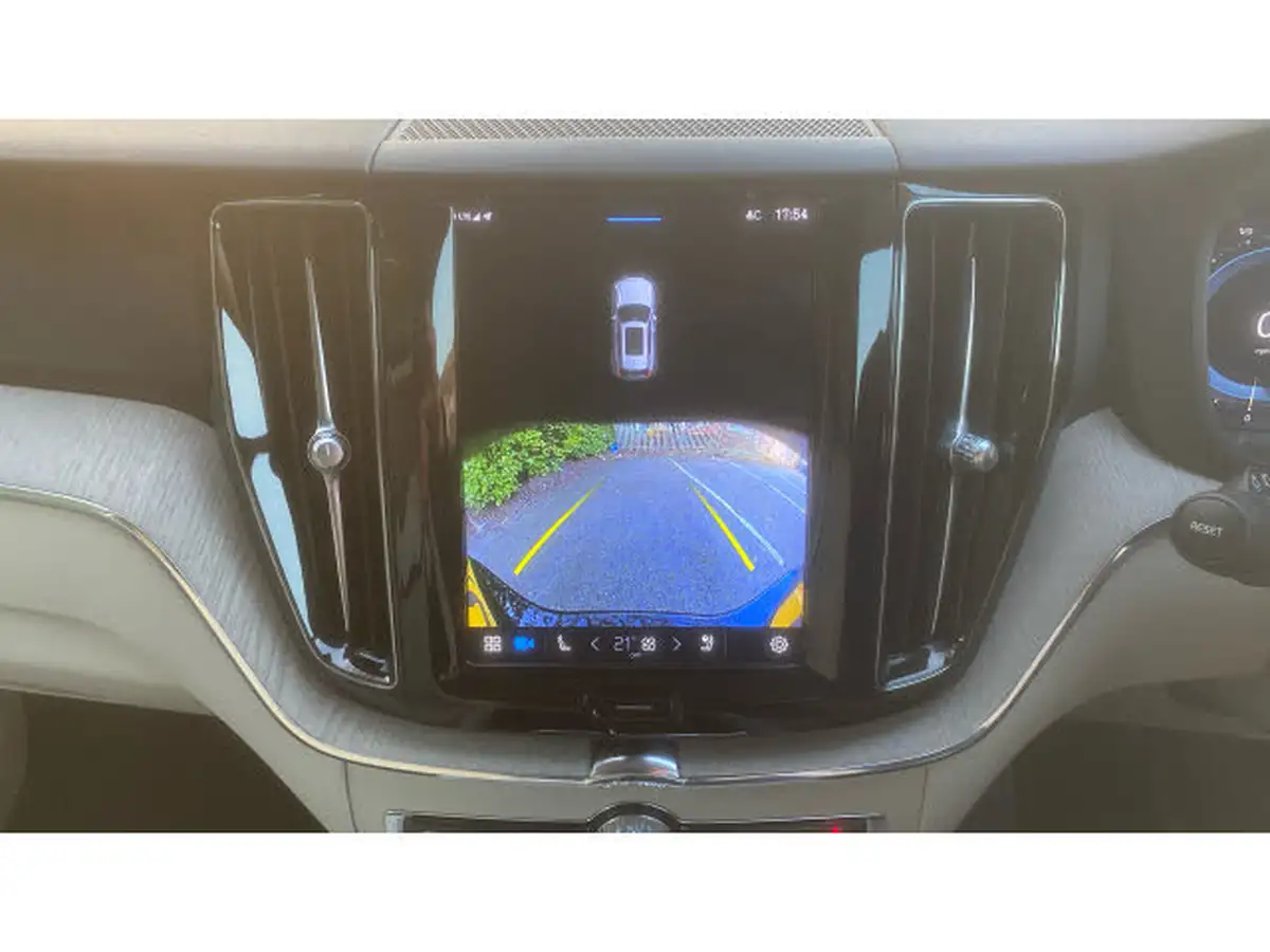 2022-volvo-xc60-20td-b4-plus-big-35