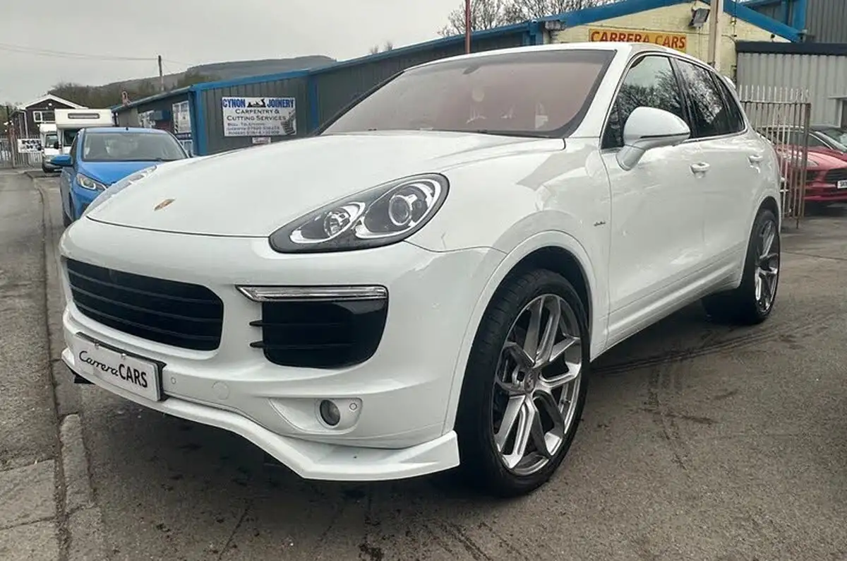 2016-porsche-cayenne-30td-big-2