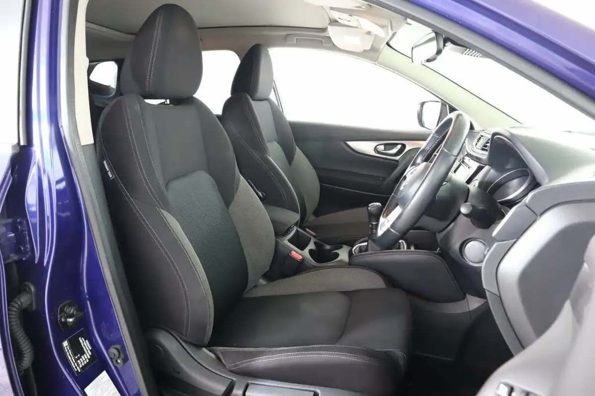 2018-nissan-qashqai-12-dig-t-n-connecta-big-37