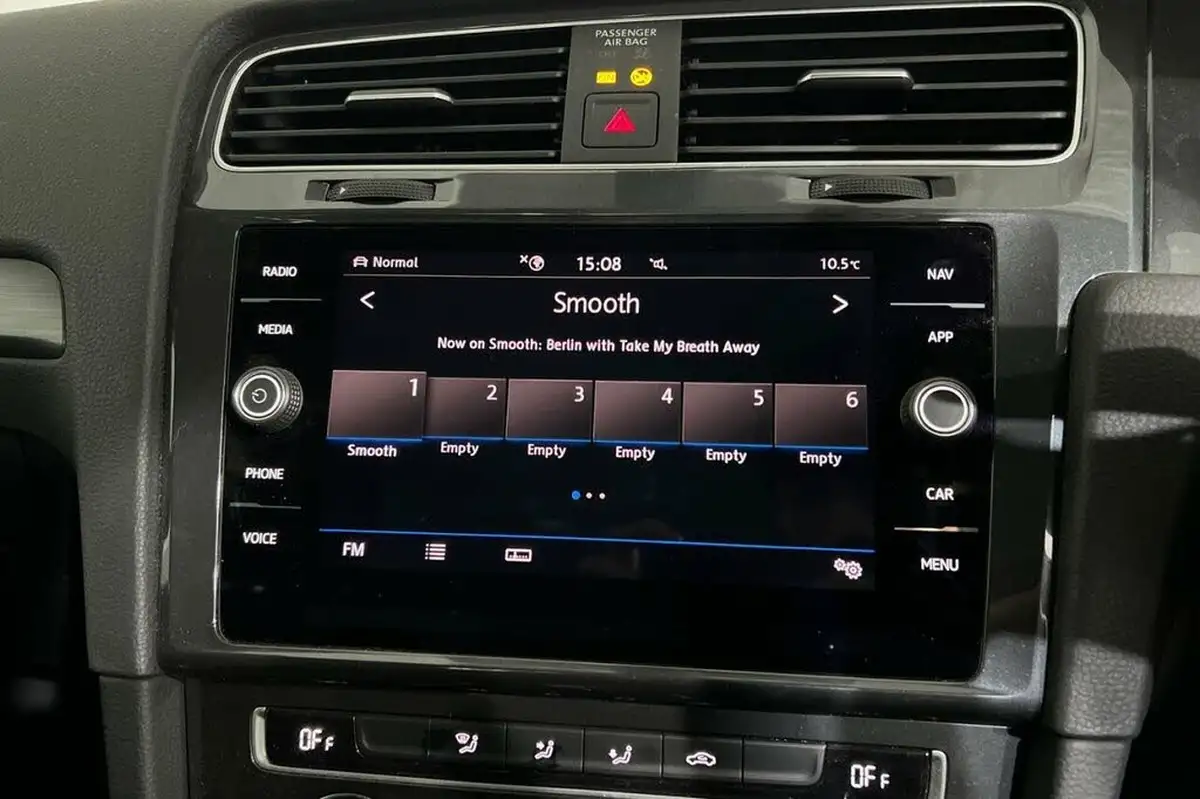 2020-volkswagen-golf-e-e-golf-big-14