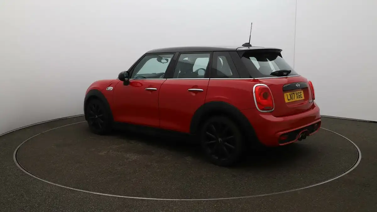 2017-mini-cooper-20-cooper-s-ss-hatchback-5d-big-51