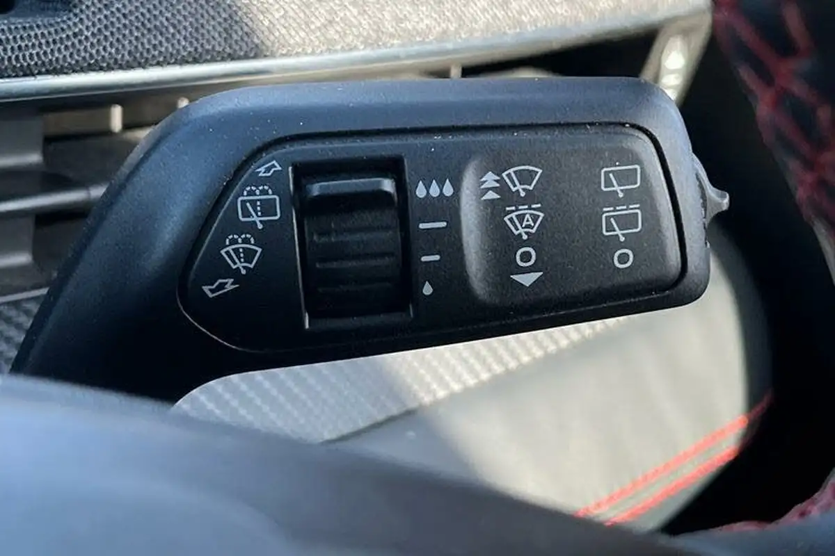 2021-ford-mustang-mach-e-e-standard-range-68kwh-awd-big-14
