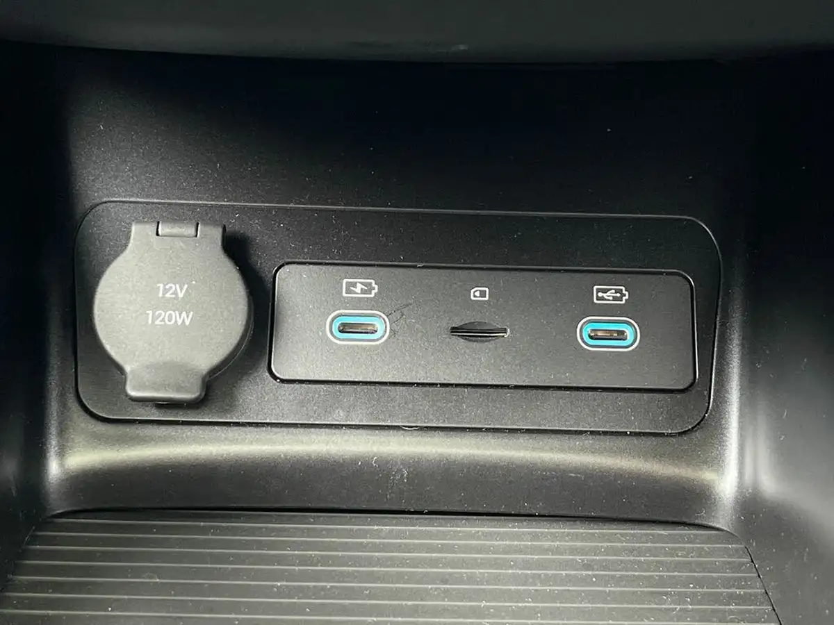 2024-byd-dolphin-e-design-big-28