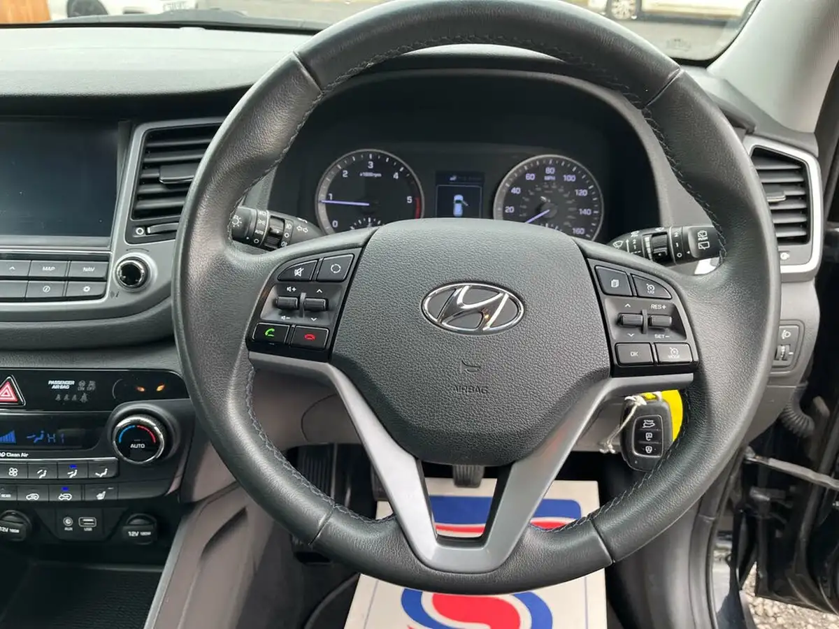 2013-hyundai-veloster-16-big-19