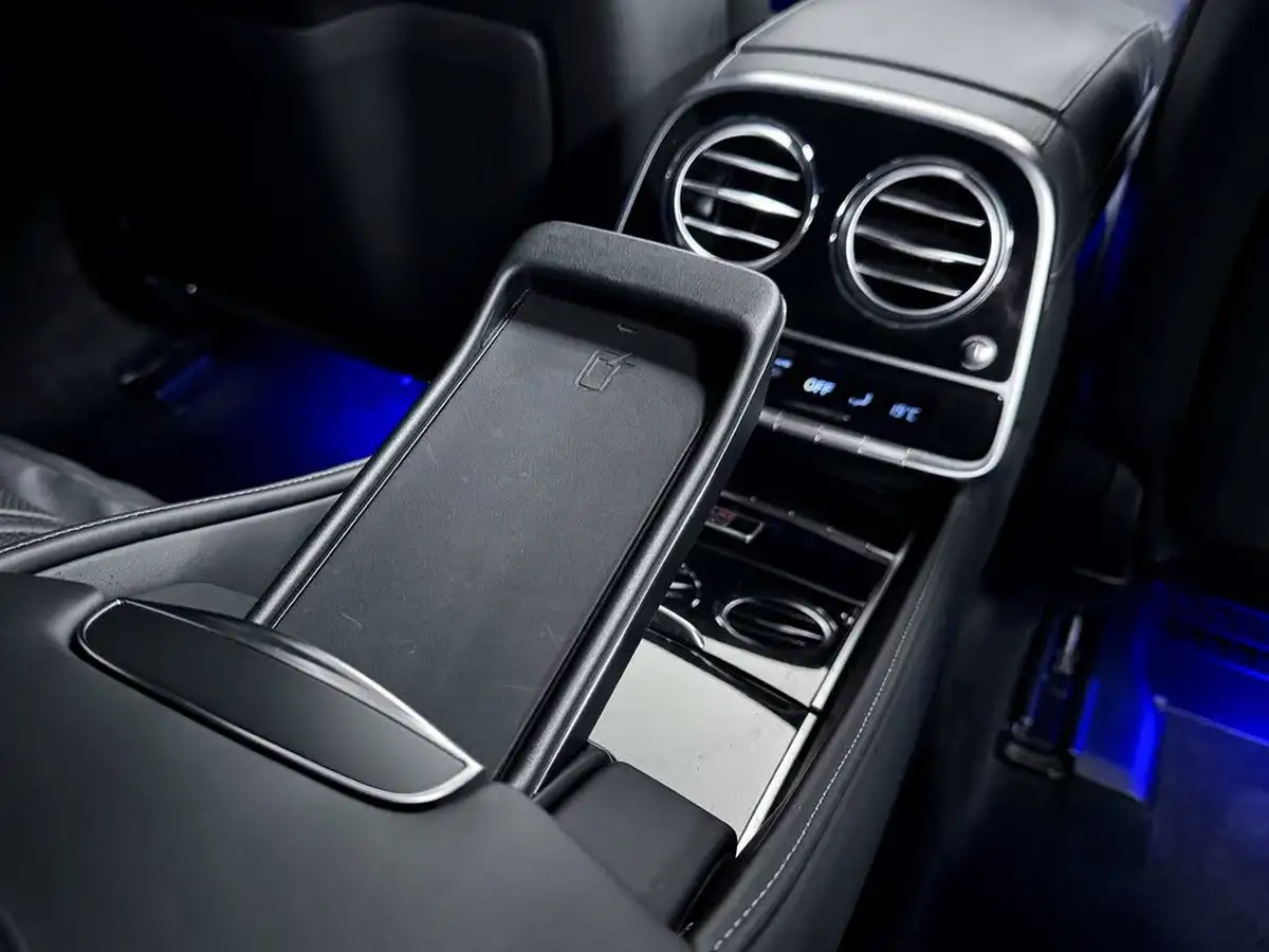 2020-mercedes-benz-s-class-40-s63-amg-l-big-53