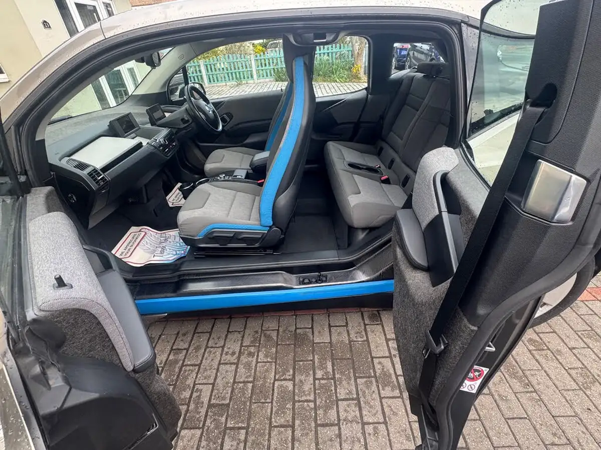 2016-bmw-i3-e-extended-range-big-48